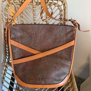 Vintage Etro Saddle bag 
Vachetta paisley crossbody